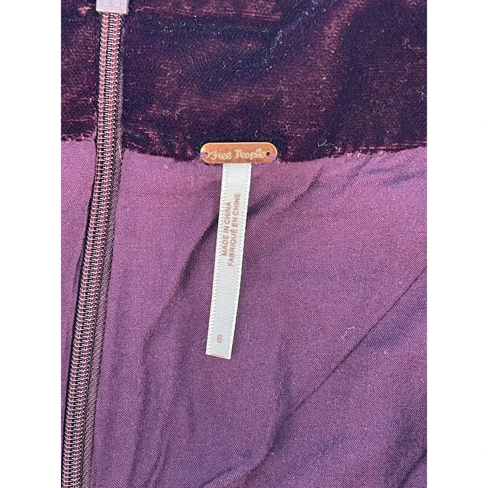 Free People Women's Velvet Shorts Purple Plum Size 6 High Rise Back Zip